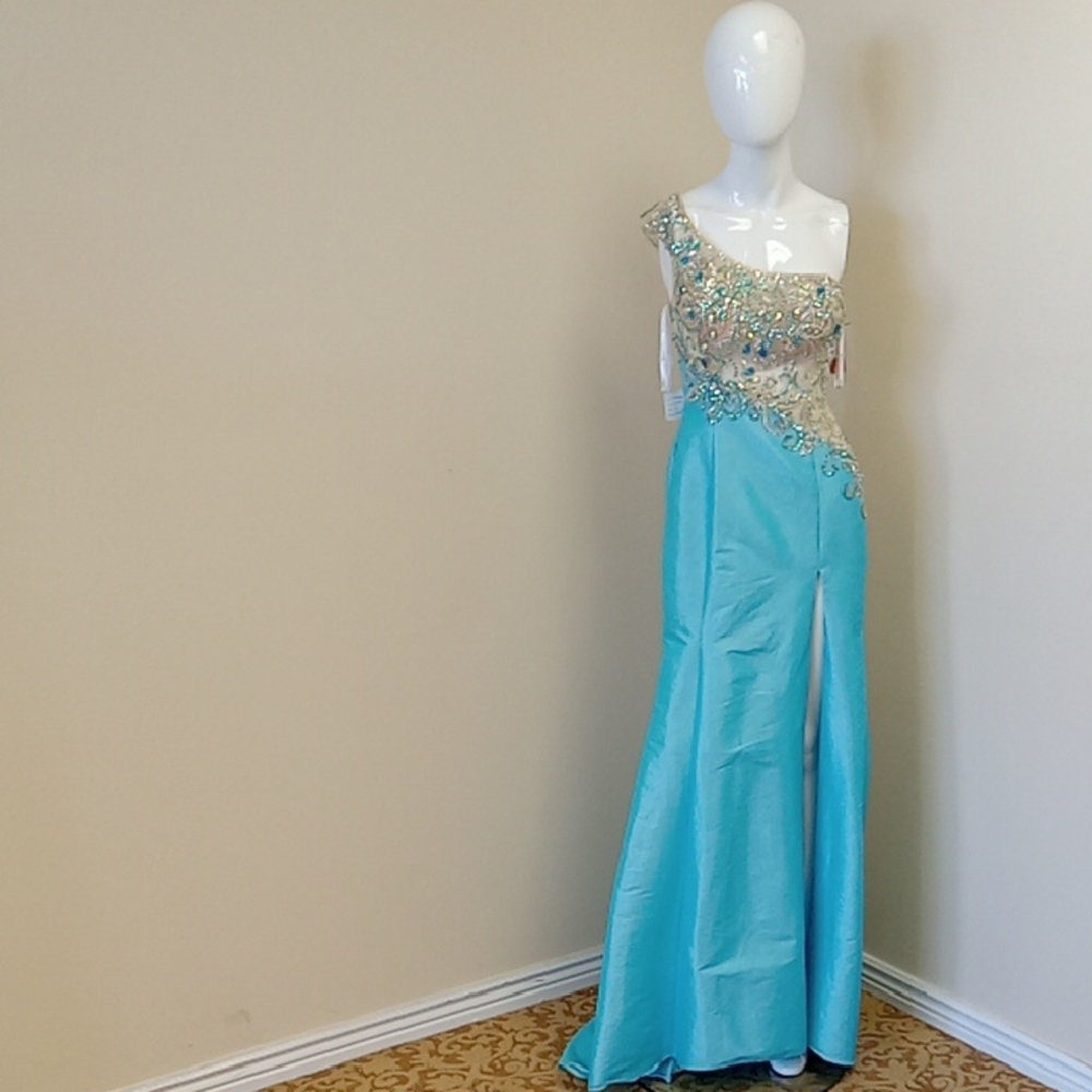 Nwot Panoply Aqua and Nude Prom Gown Size 4